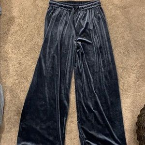 Velvet flowy pants